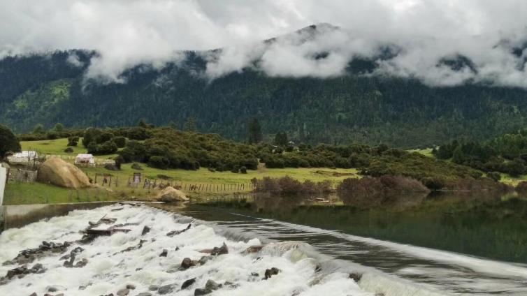 西藏自驾游最受欢迎的五大景区攻略，西藏自驾游好玩去处推荐/行程规划