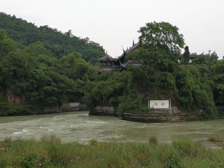 6条春节中国绝美自驾游线路及沿途好玩景点推荐，春节人少自驾游去哪好玩?