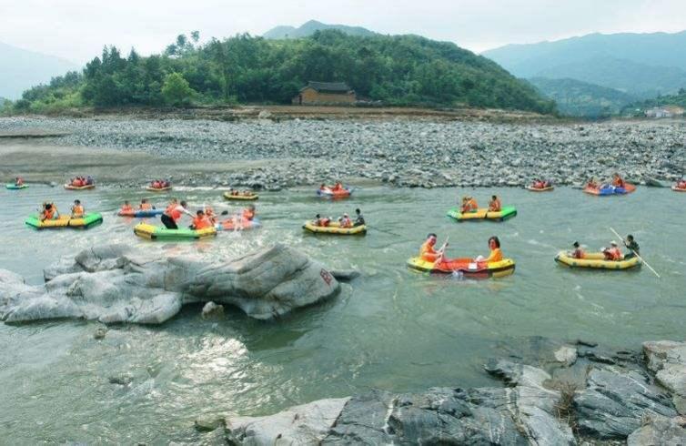 周末河南周边自驾游去哪里好玩，5个河南自驾游秋季景点攻略推荐