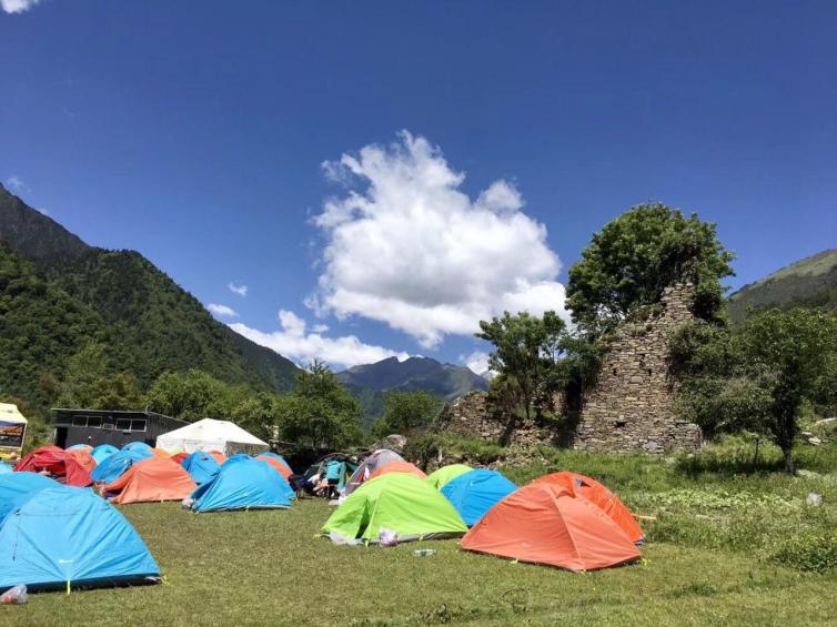 成都出发6个赏红叶好去处推荐，成都不能错过风景极佳的冷门景点