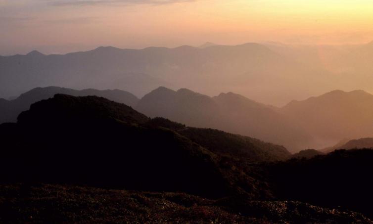 四川周边这么多景点去哪好玩，来这六个地方就对了