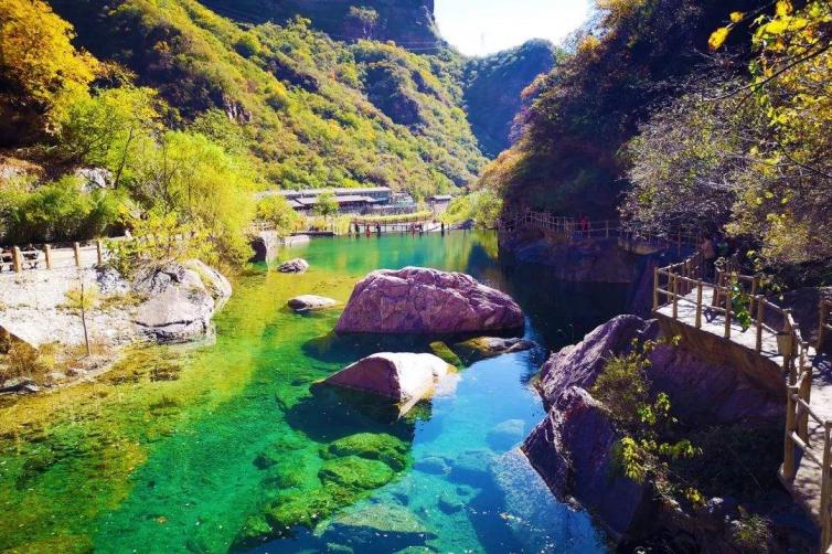 河南辉县周边这4个自驾游景点最值得一去，辉县自驾游人气景点攻略推荐