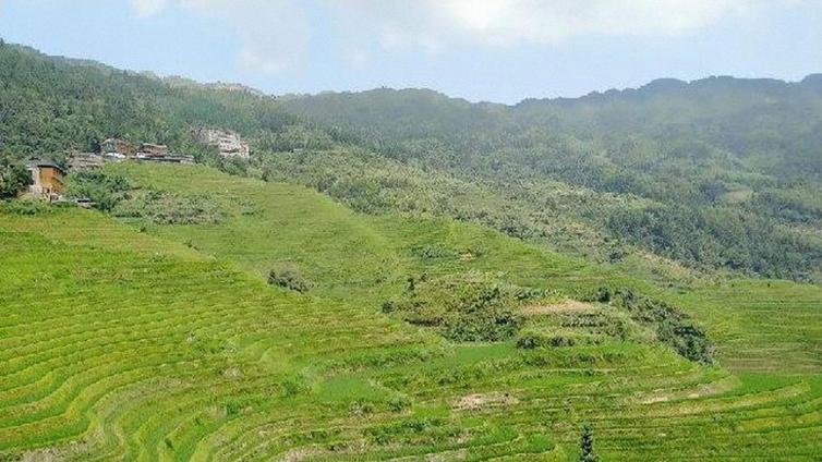 凤凰出发至桂林龙脊梯田自驾游游玩攻略，住山顶看日出感受自然之美