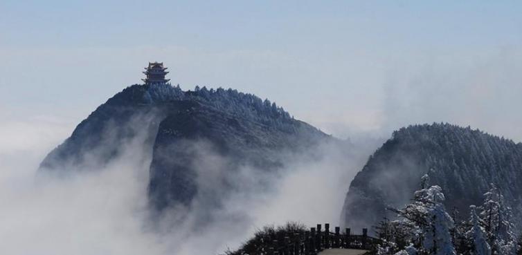 四川自驾游游玩线路推荐，这四个最标志性著名景点一定要去，来过一次都不够！