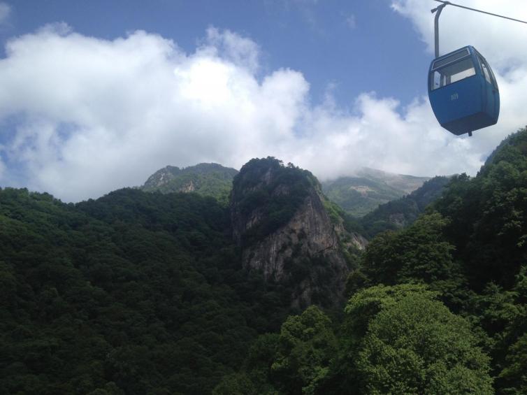 暑假陕西周边5大自驾游避暑胜地旅游推荐，自驾游路线/景点/门票价格最全攻略