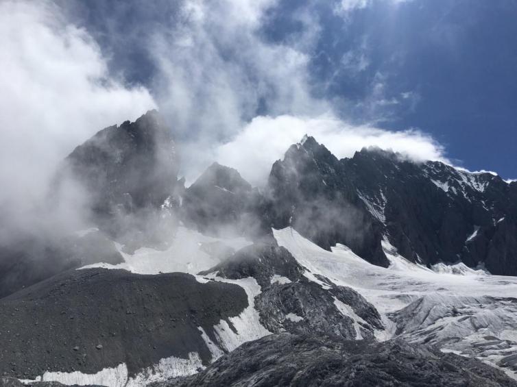 云南出发，开启历时7天的滇藏最美自驾旅行，沿途风景美哭了！