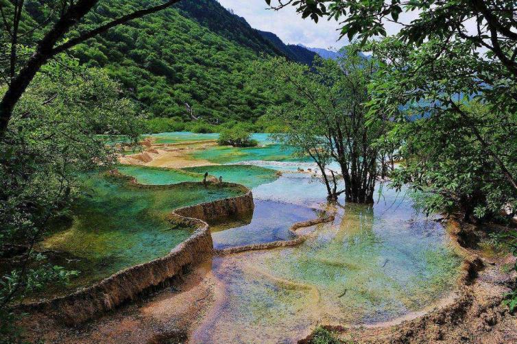 春节四川周遍2日自驾游好去处推荐，迷人的四川自驾游目的地推荐