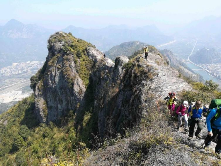 中秋小长假福建自驾游去哪好玩，6条福建周边人少/景美/特色的自驾游好去处推荐