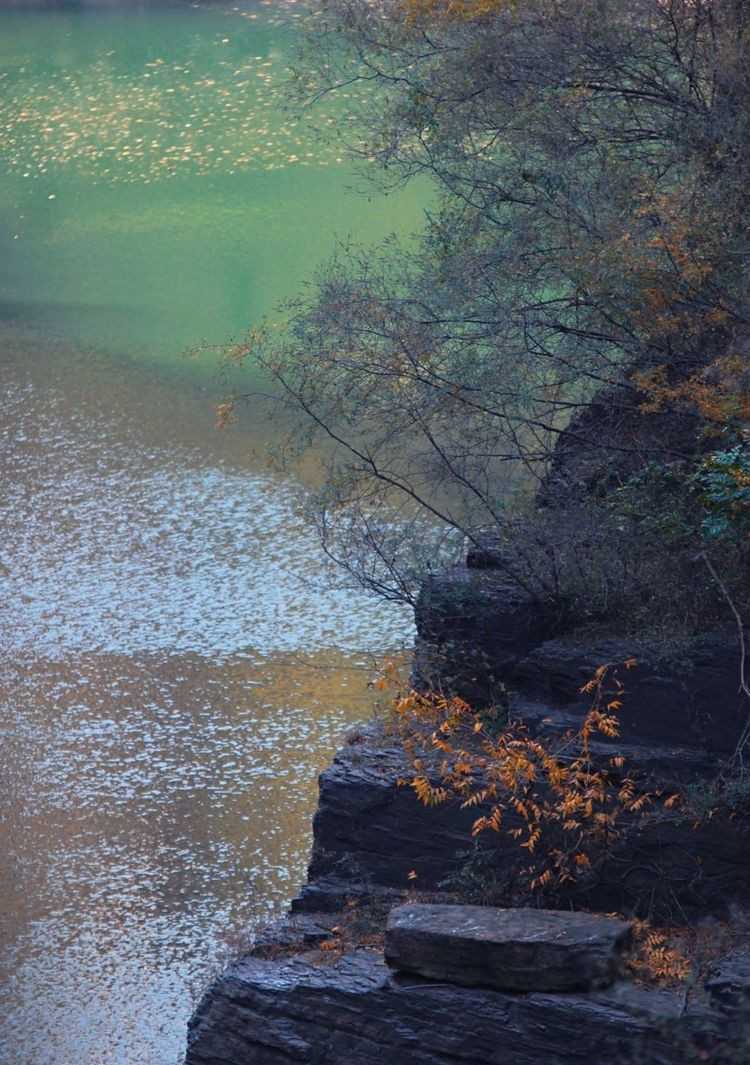 在河南，有一座山叫青龙山