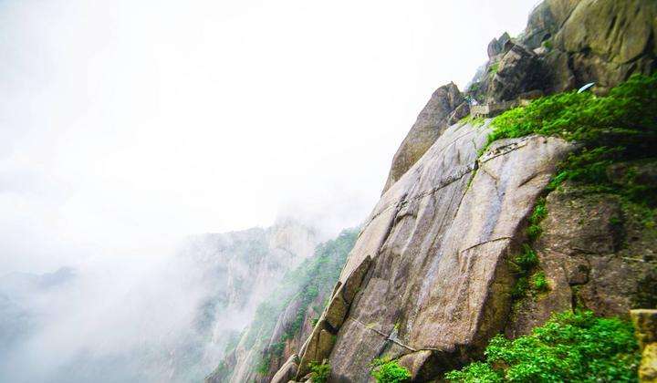 登黄山天下无山，赏徽州秀冠九州，三天两晚玩转黄山